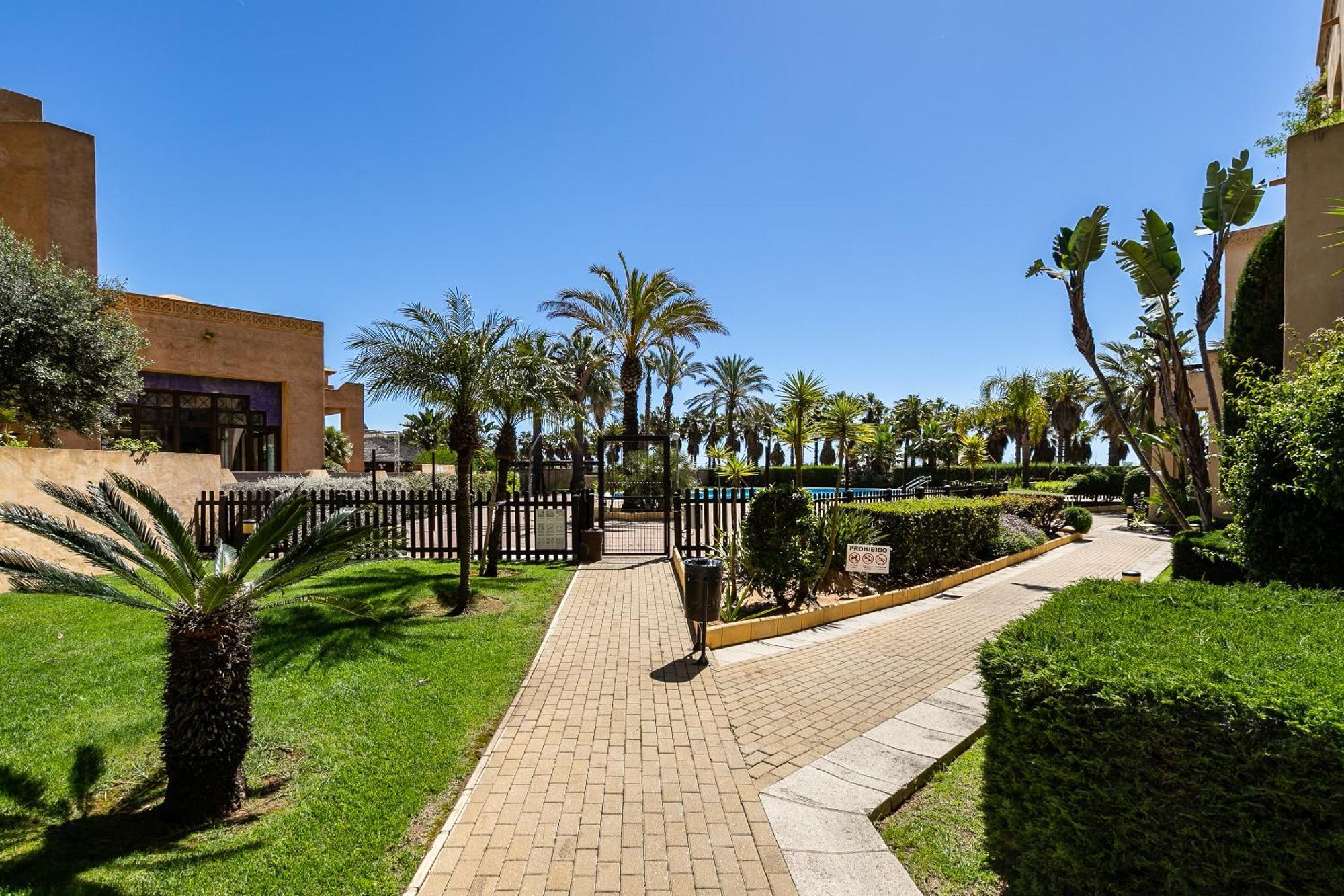 Jardines De Isla Canela Vistas A Las Marismas Bagian luar foto